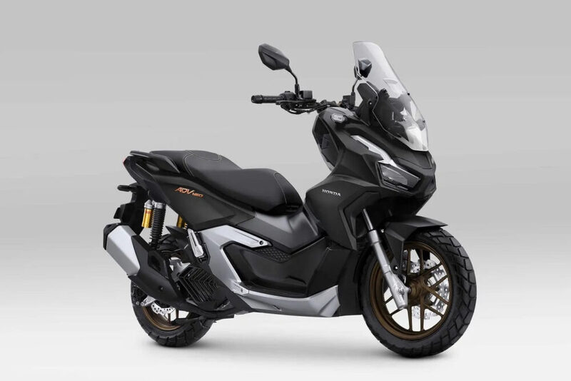 Honda lança scooter de aventura ADV160 2023