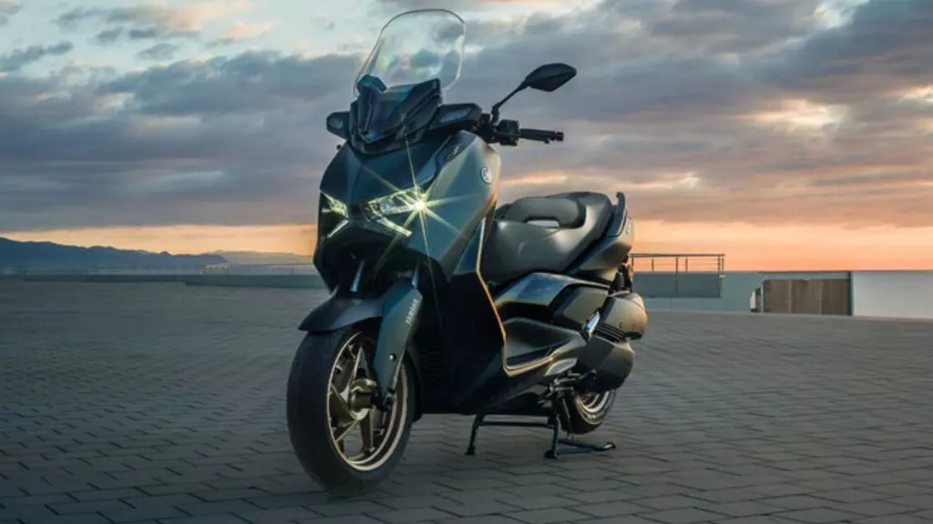Yamaha X MAX 300 2023 Chega com Desempenho Sureal
